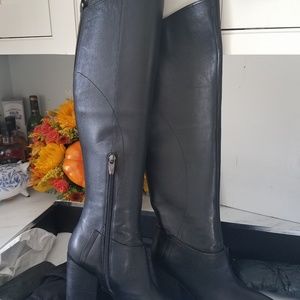 NWB Sigerson Morrison Gazella size 6.5 black boots